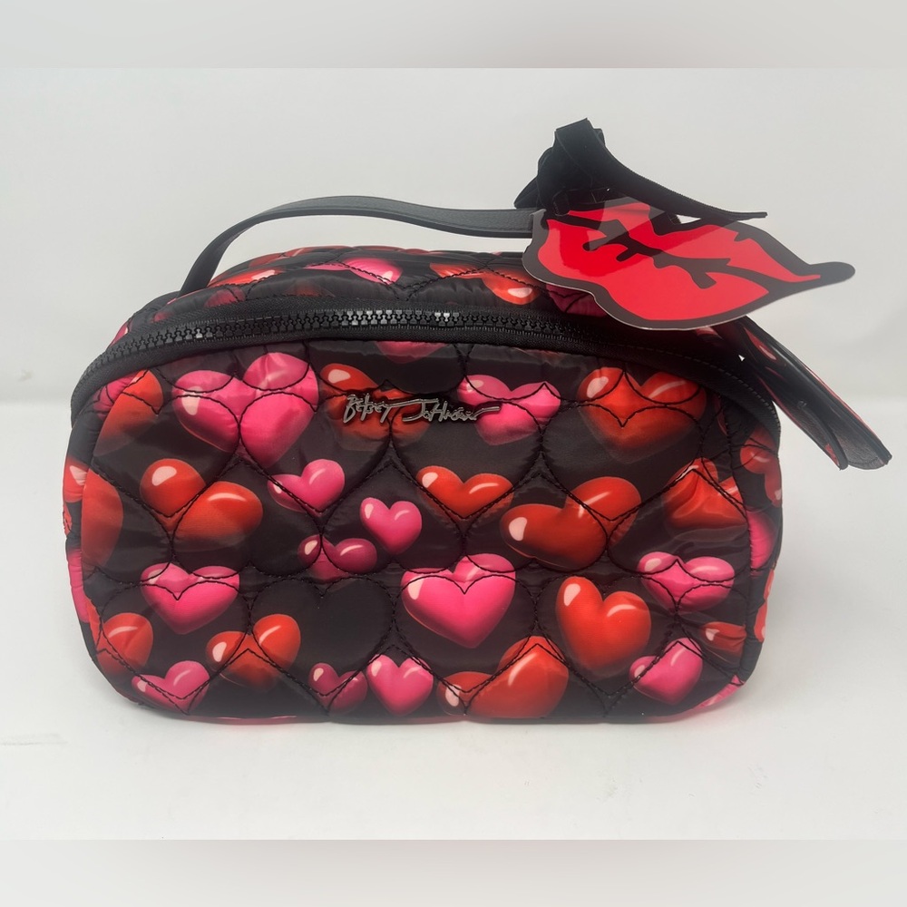 BETSEY JOHNSON Loaf Cosmetics Case w/Mirror Makeup Quilted Black w/Hearts NEW